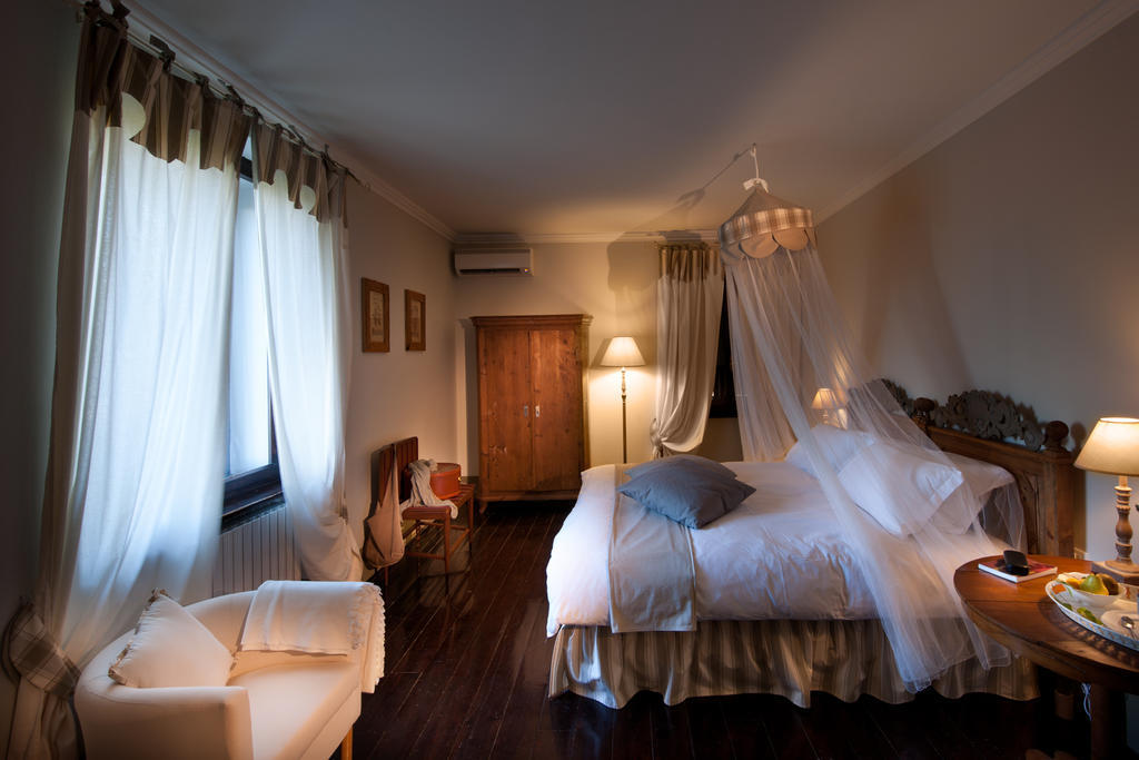 Agriturismo Tra Le Vigne Buttrio Chambre photo